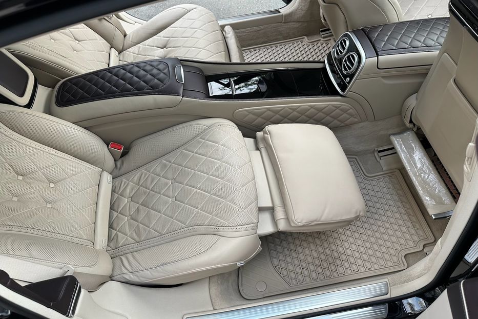 Продам Mercedes-Benz Maybach 400 G-tronic 2016 года в Киеве