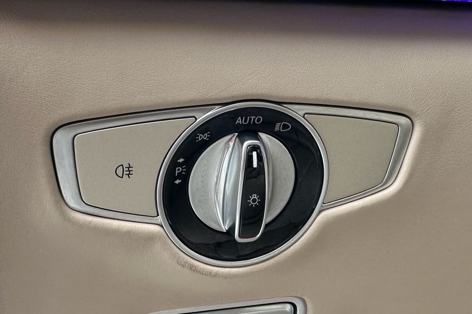 Продам Mercedes-Benz Maybach 400 G-tronic 2016 года в Киеве