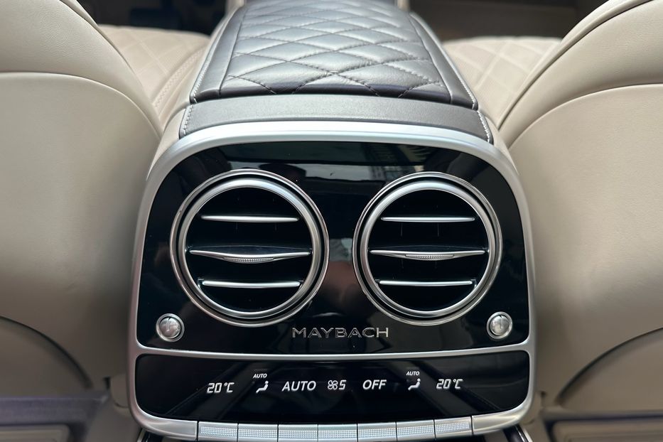 Продам Mercedes-Benz Maybach 400 G-tronic 2016 года в Киеве