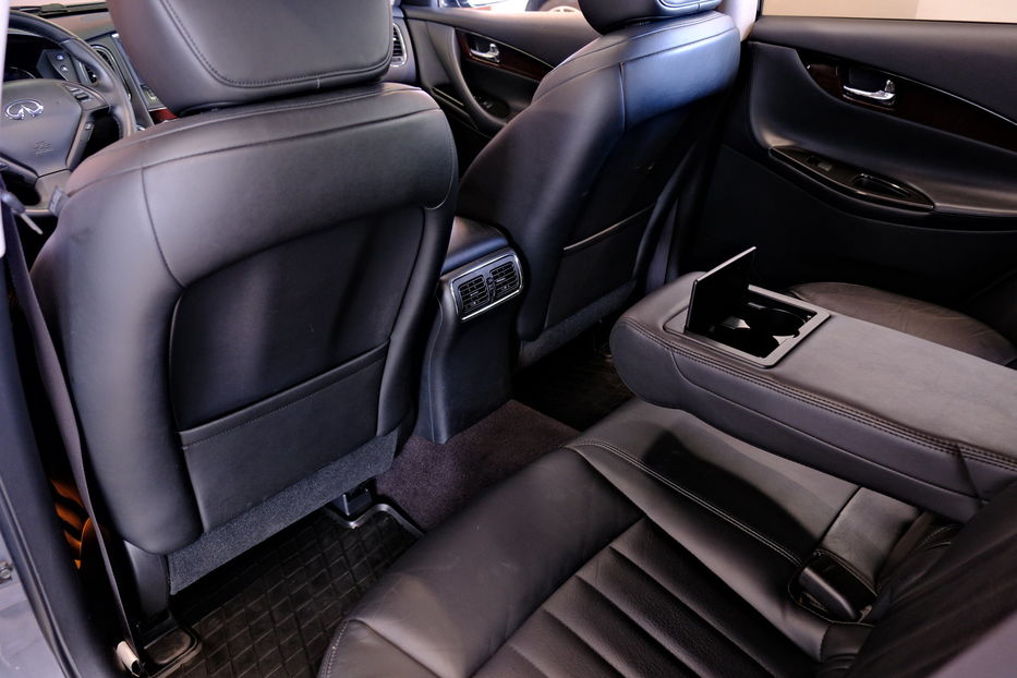 Продам Infiniti Q50 2016 года в Одессе