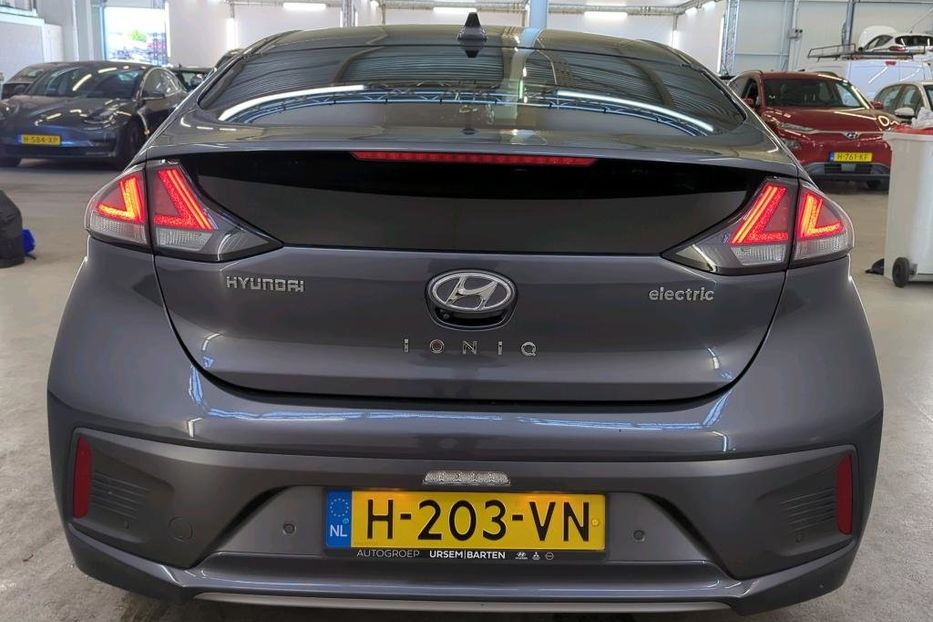 Продам Hyundai Ioniq 39KW/H, vin 7563 2020 года в Житомире