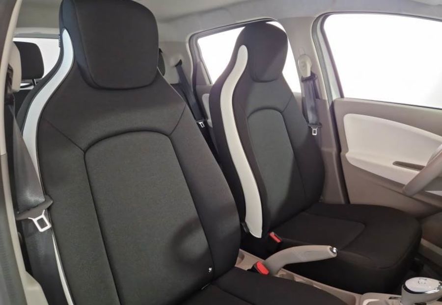 Продам Renault Zoe 41 KW/H, 6 автомобілів 2019 года в Житомире