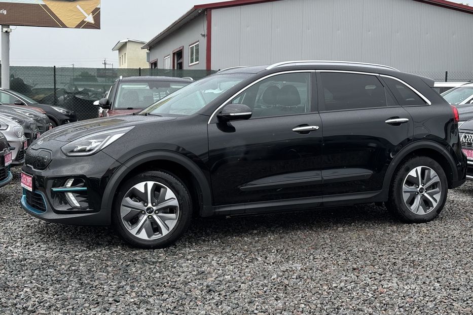 Продам Kia Niro 64квт 2021 года в Львове