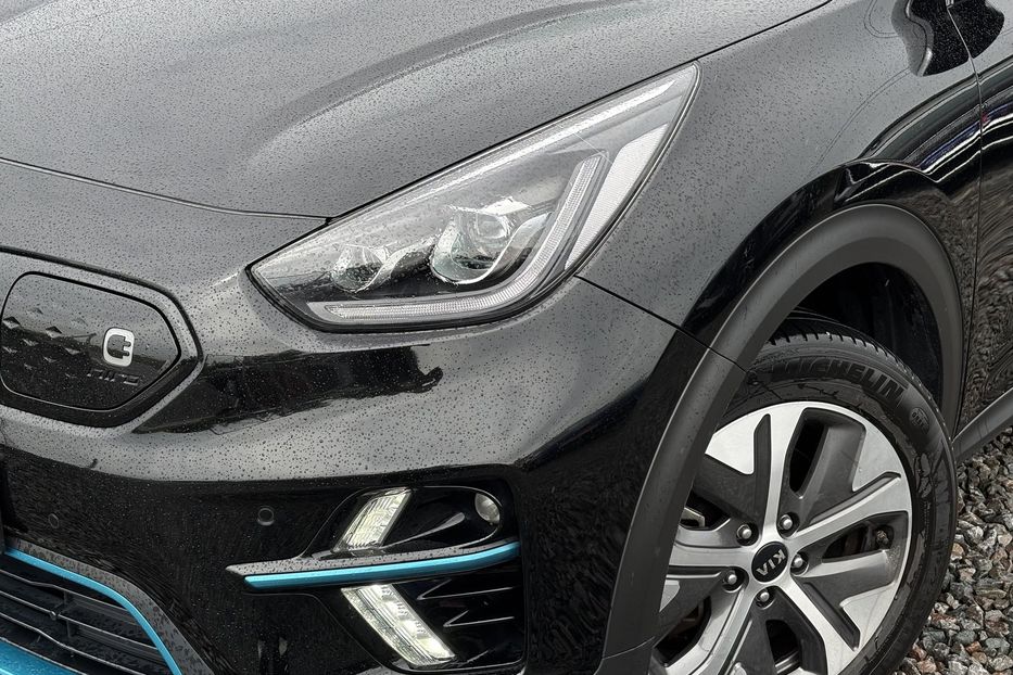 Продам Kia Niro 64квт 2021 года в Львове
