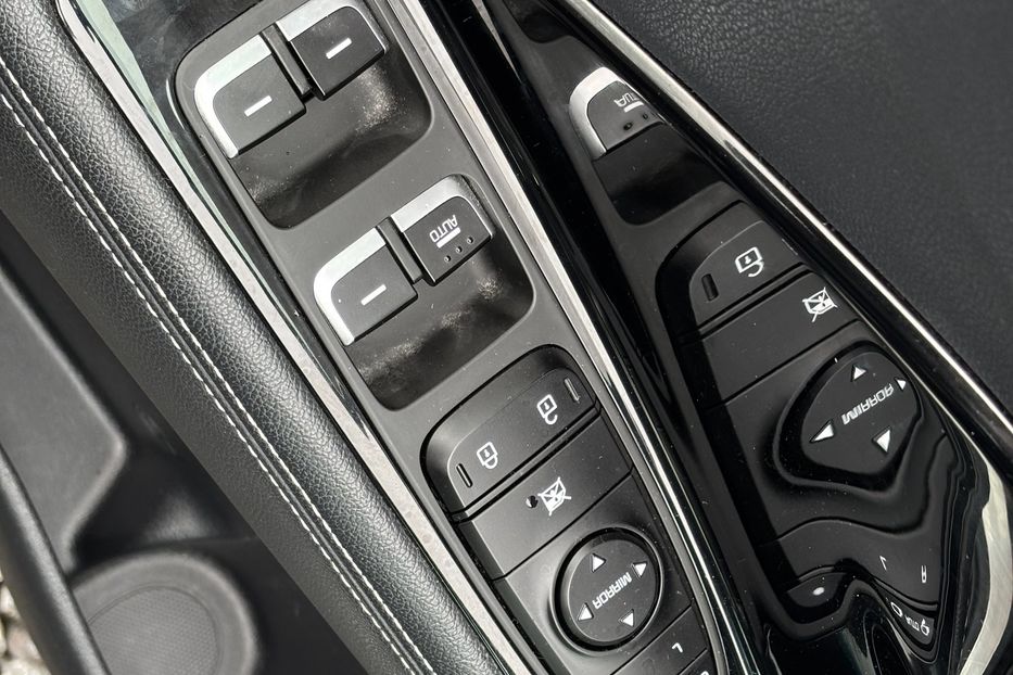 Продам Kia Niro 64квт 2021 года в Львове