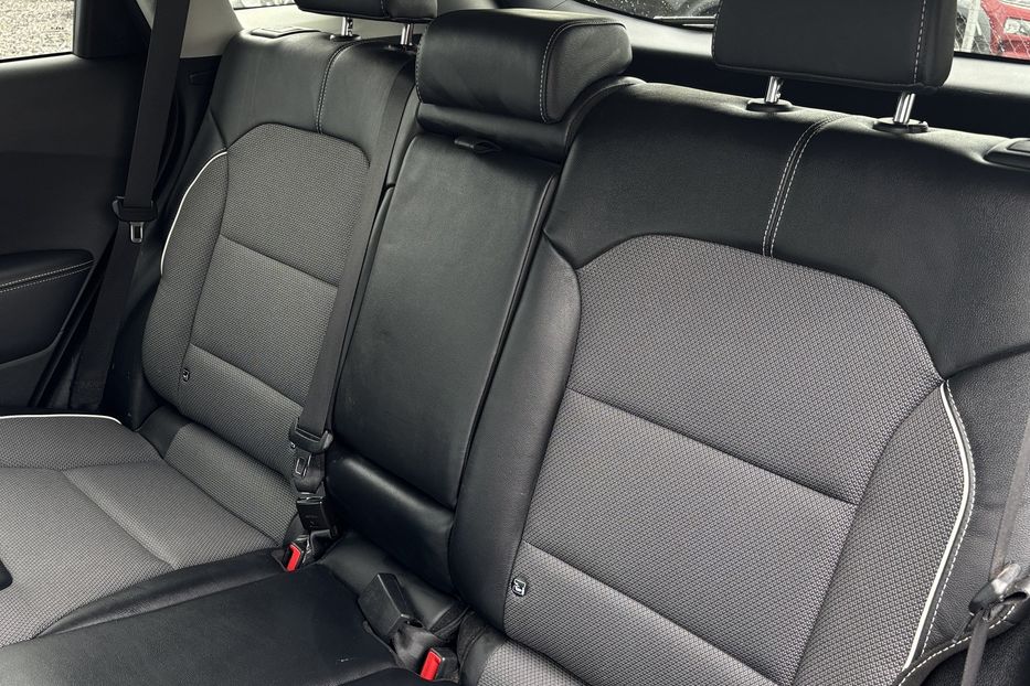 Продам Kia Niro 64квт 2021 года в Львове