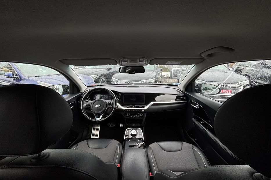 Продам Kia Niro 64квт 2021 года в Львове