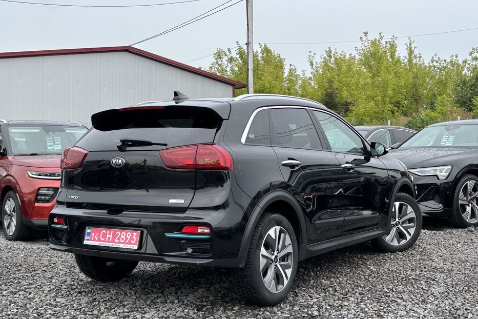 Продам Kia Niro 64квт 2021 года в Львове