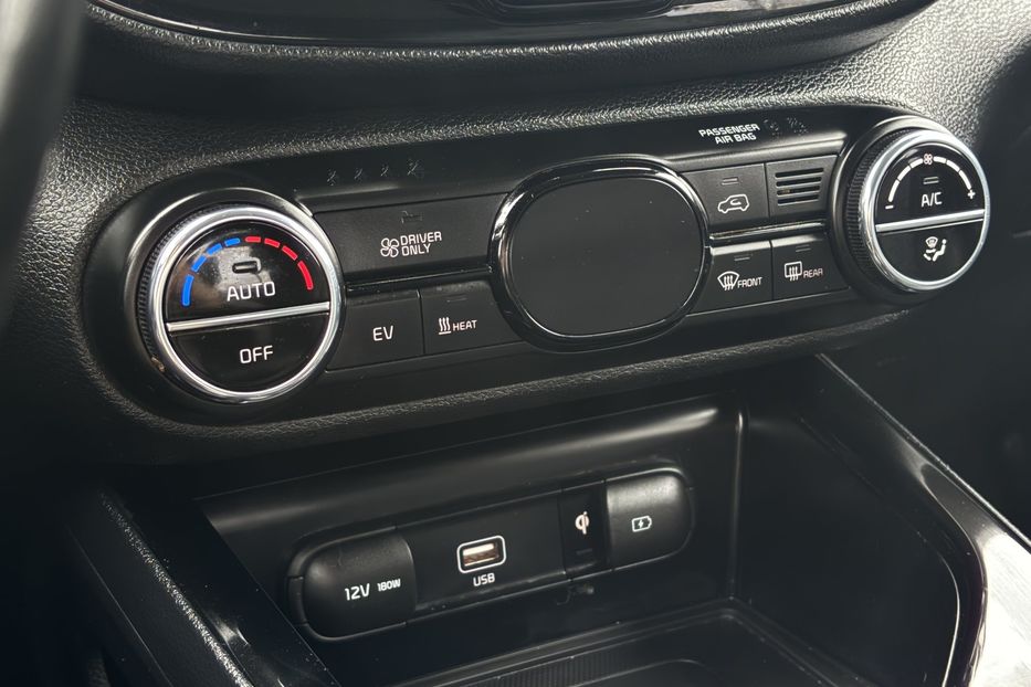 Продам Kia Soul  64kWh Executive Line 2020 года в Львове