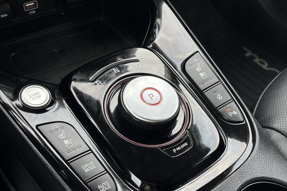 Продам Kia Soul  64kWh Executive Line 2020 года в Львове