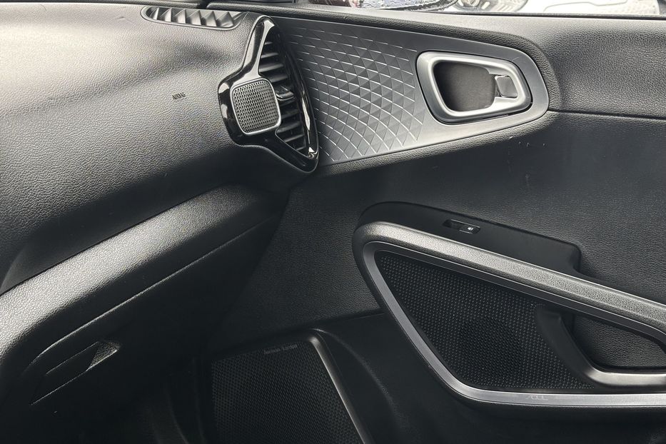 Продам Kia Soul  64kWh Executive Line 2020 года в Львове