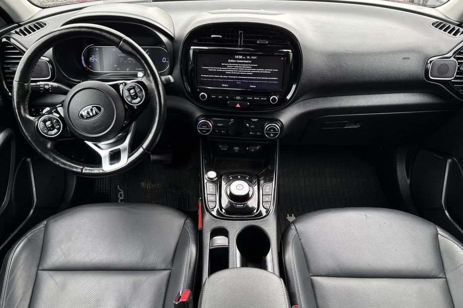 Продам Kia Soul  64kWh Executive Line 2020 года в Львове