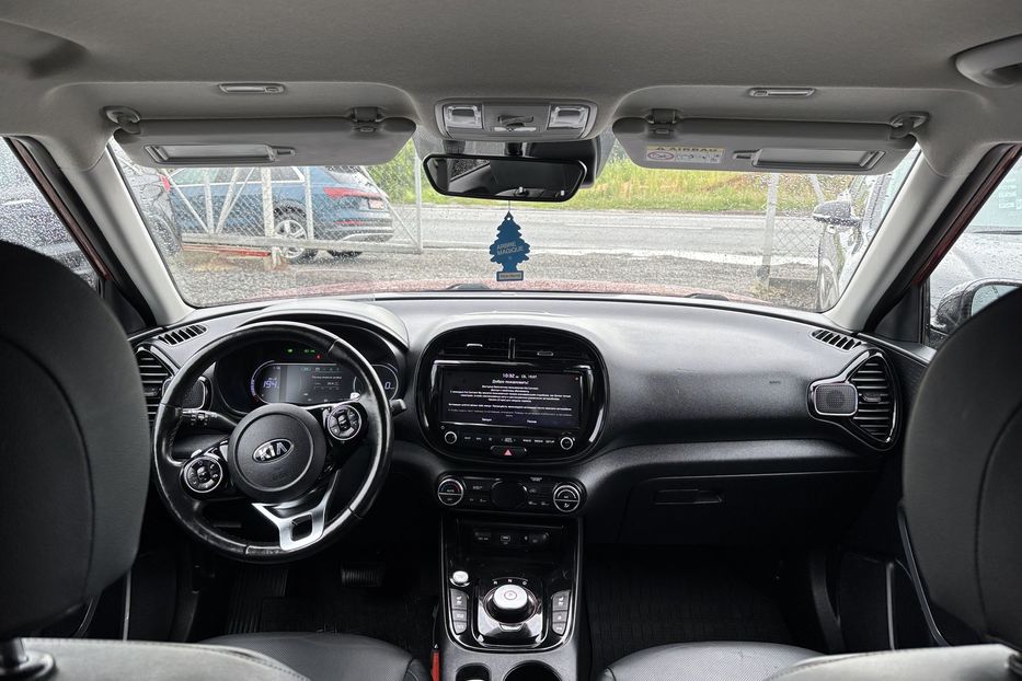 Продам Kia Soul  64kWh Executive Line 2020 года в Львове