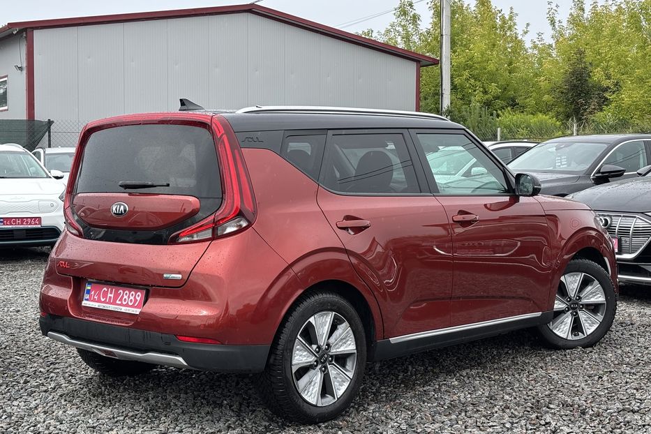 Продам Kia Soul  64kWh Executive Line 2020 года в Львове