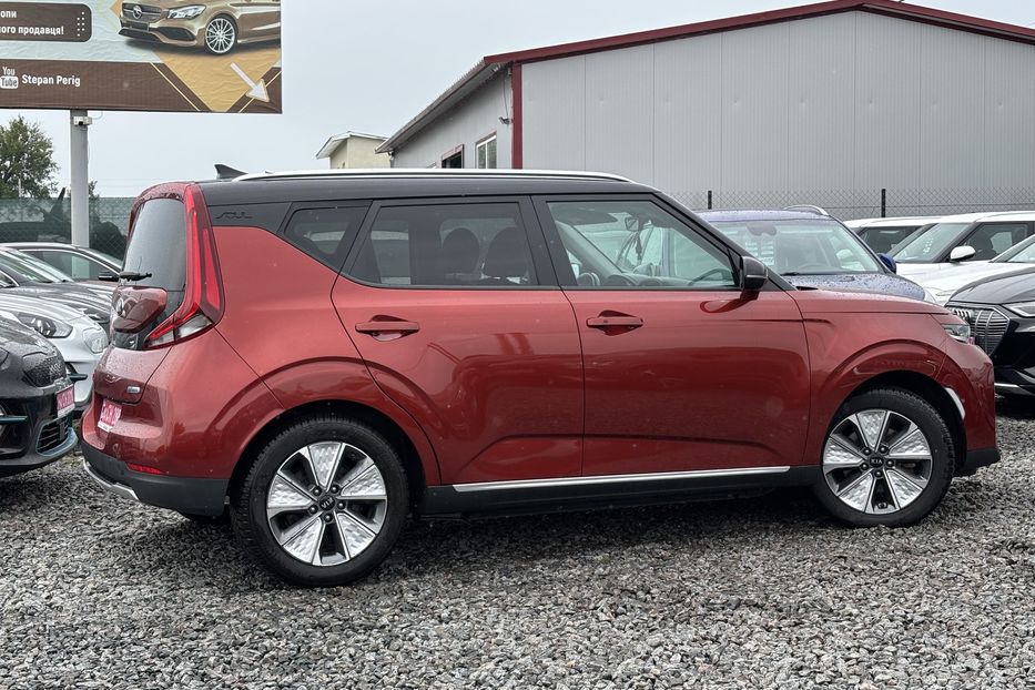 Продам Kia Soul  64kWh Executive Line 2020 года в Львове