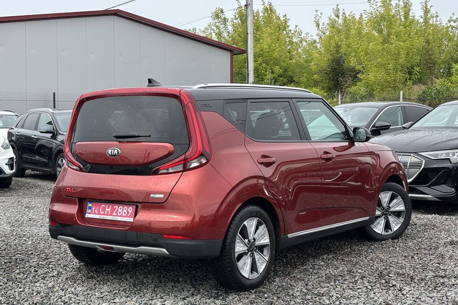 Продам Kia Soul  64kWh Executive Line 2020 года в Львове