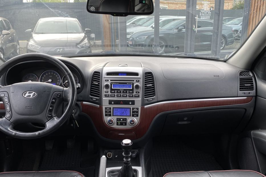 Продам Hyundai Santa FE 2008 года в Луцке