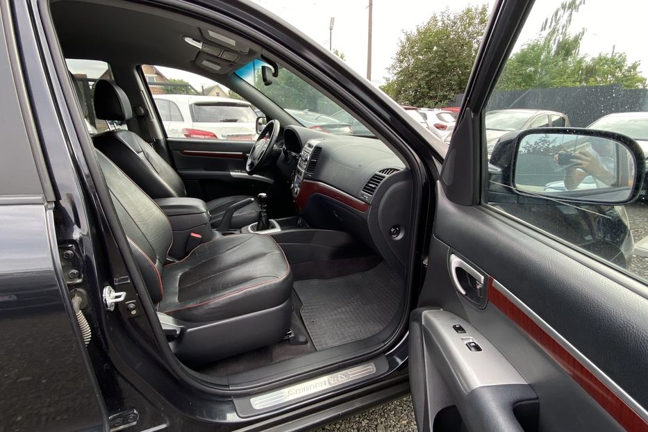 Продам Hyundai Santa FE 2008 года в Луцке