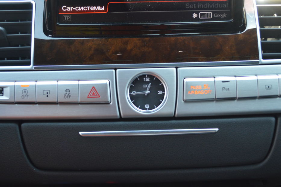 Продам Audi A8 2015 года в Одессе