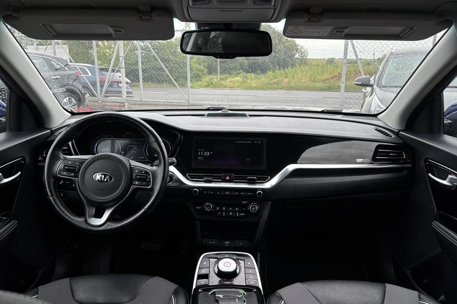 Продам Kia Niro 64 2021 года в Львове