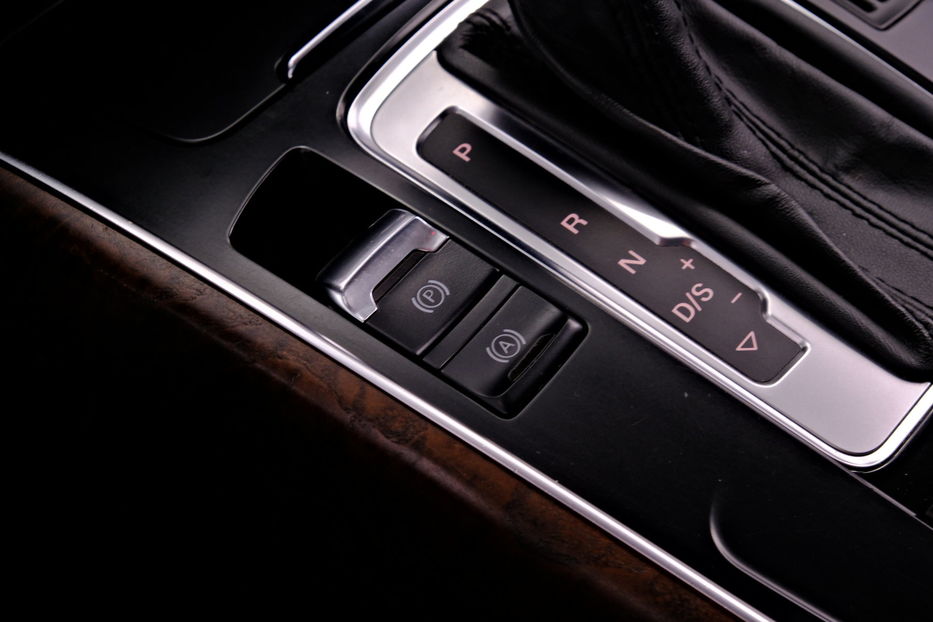Продам Audi Q5 2015 года в Одессе