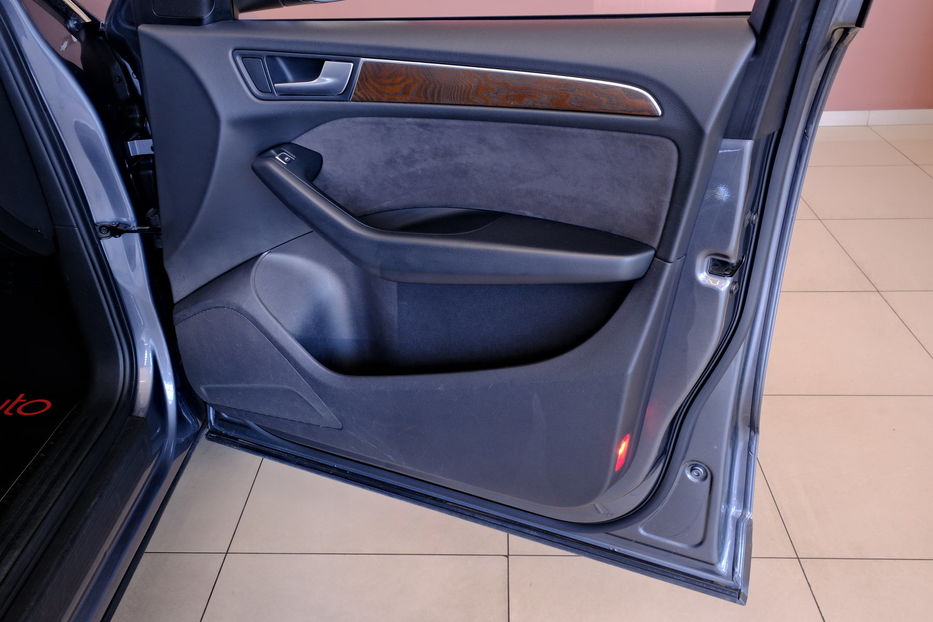Продам Audi Q5 2015 года в Одессе