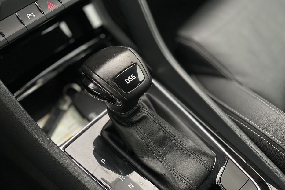 Продам Skoda karoq 2019 года в Луцке