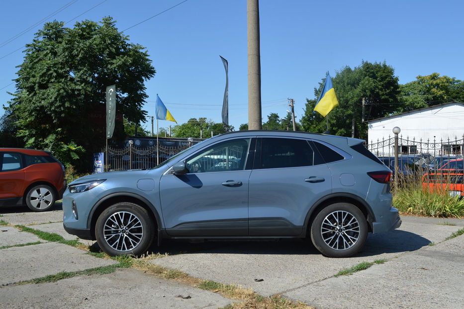 Продам Ford Escape Platinum 2024 года в Одессе