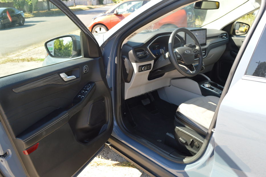 Продам Ford Escape Platinum 2024 года в Одессе
