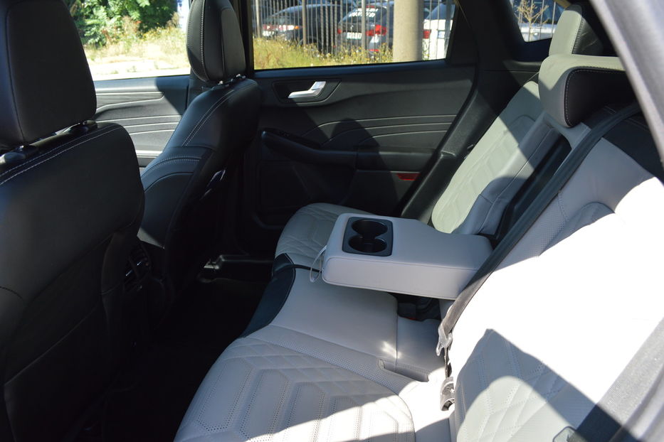 Продам Ford Escape Platinum 2024 года в Одессе