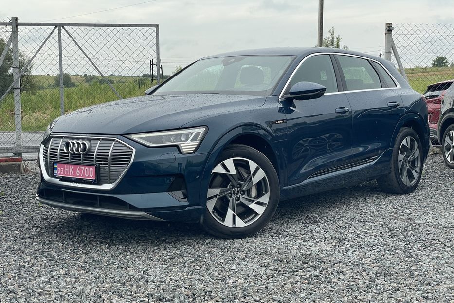 Продам Audi E-Tron 55 quattro  2021 года в Львове