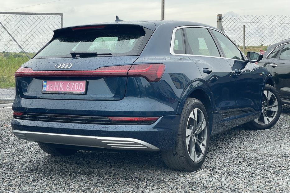 Продам Audi E-Tron 55 quattro  2021 года в Львове
