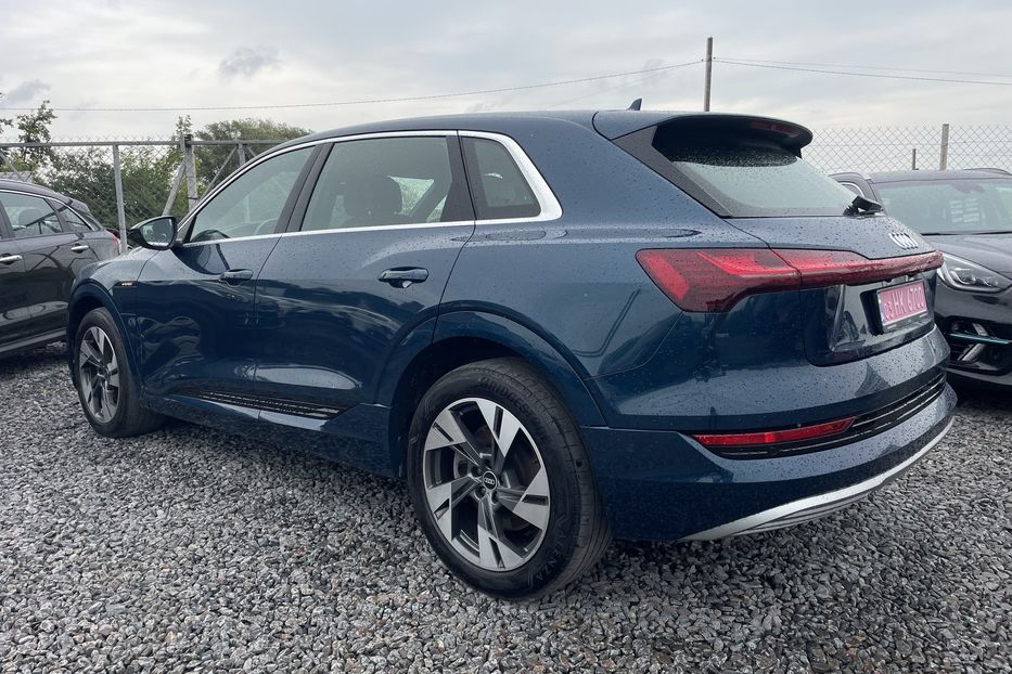 Продам Audi E-Tron 55 quattro  2021 года в Львове