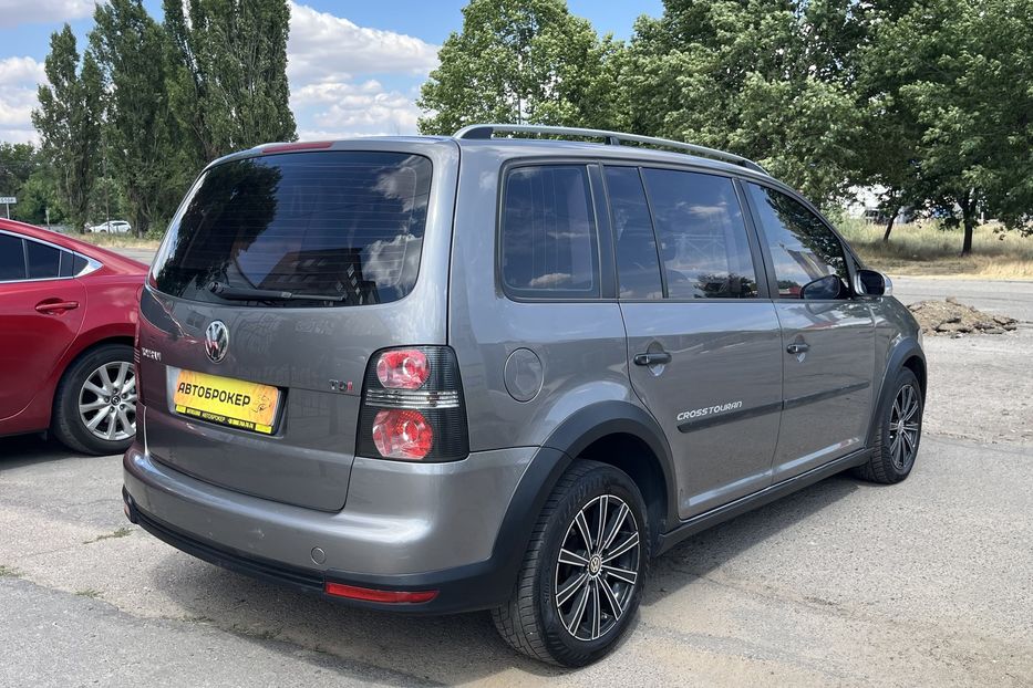 Продам Volkswagen Cross Touran Oficial 2007 года в Николаеве