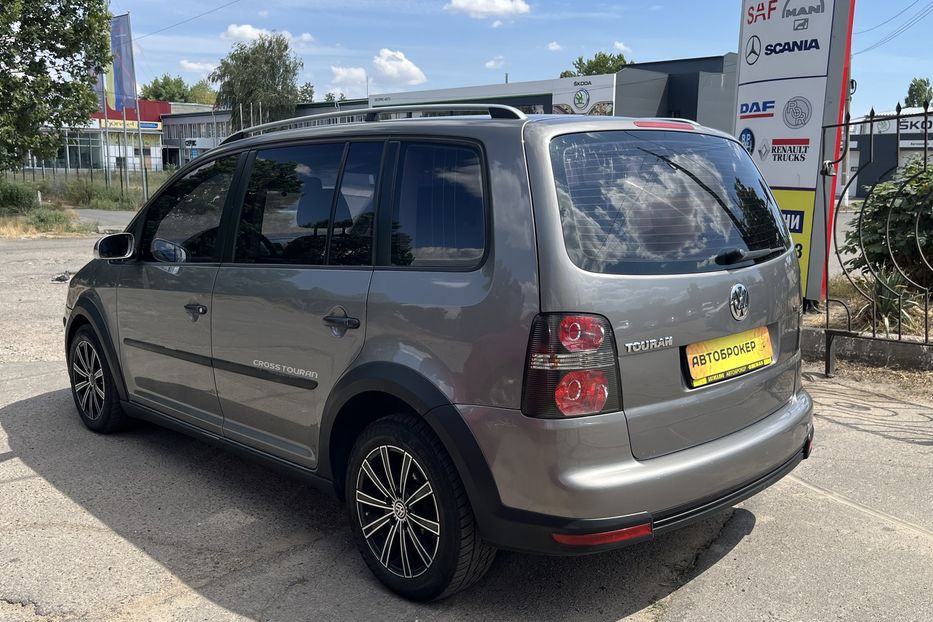 Продам Volkswagen Cross Touran Oficial 2007 года в Николаеве