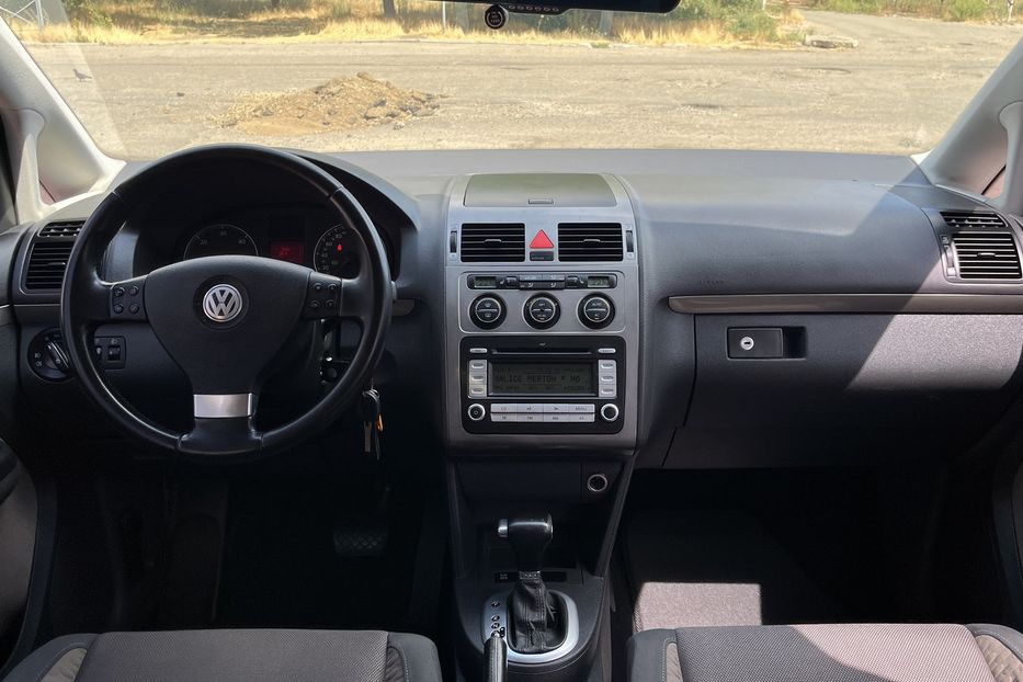 Продам Volkswagen Cross Touran Oficial 2007 года в Николаеве