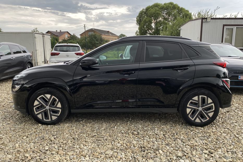 Продам Hyundai Kona 64кВтК-тКолісПідгрівсиднькерма 2022 года в Львове