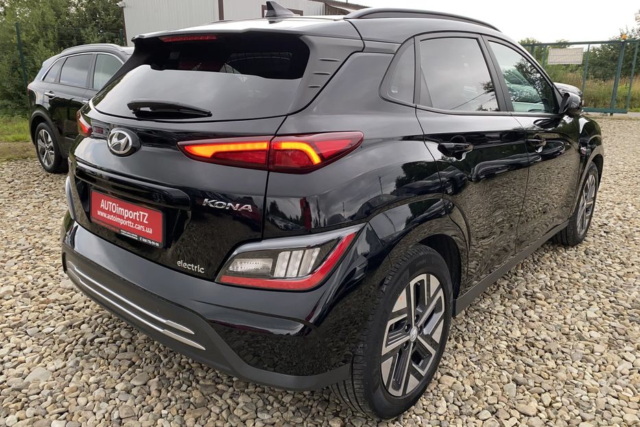 Продам Hyundai Kona 64кВтК-тКолісПідгрівсиднькерма 2022 года в Львове