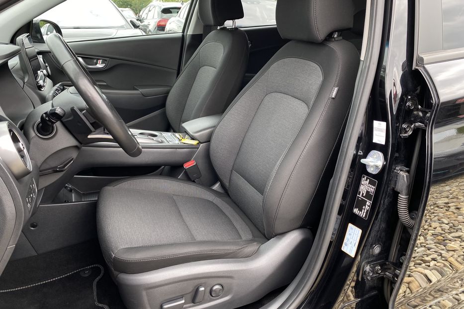 Продам Hyundai Kona 64кВтК-тКолісПідгрівсиднькерма 2022 года в Львове