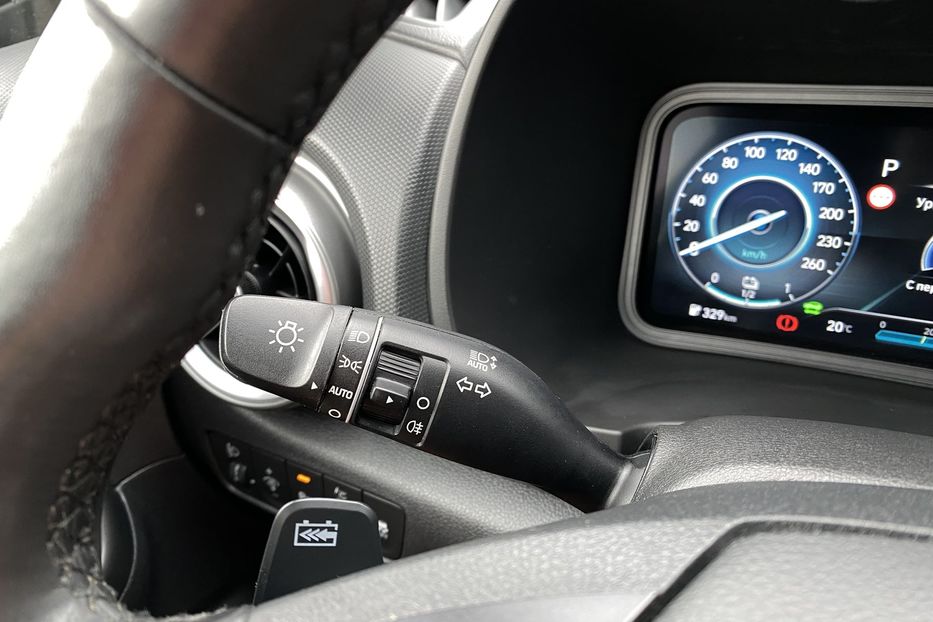 Продам Hyundai Kona 64кВтК-тКолісПідгрівсиднькерма 2022 года в Львове