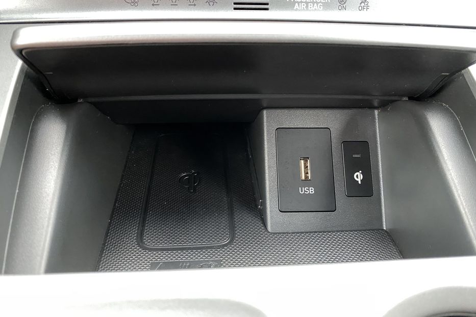Продам Hyundai Kona 64кВтК-тКолісПідгрівсиднькерма 2022 года в Львове