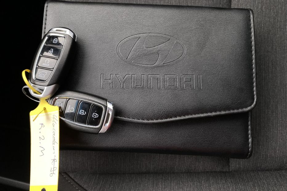 Продам Hyundai Kona 64кВтК-тКолісПідгрівсиднькерма 2022 года в Львове