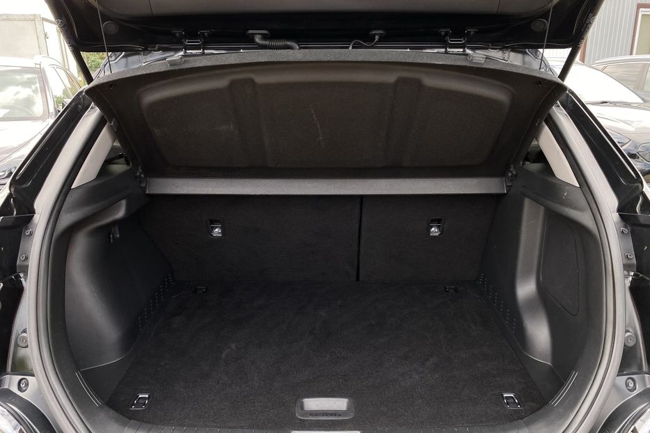 Продам Hyundai Kona 64кВтК-тКолісПідгрівсиднькерма 2022 года в Львове