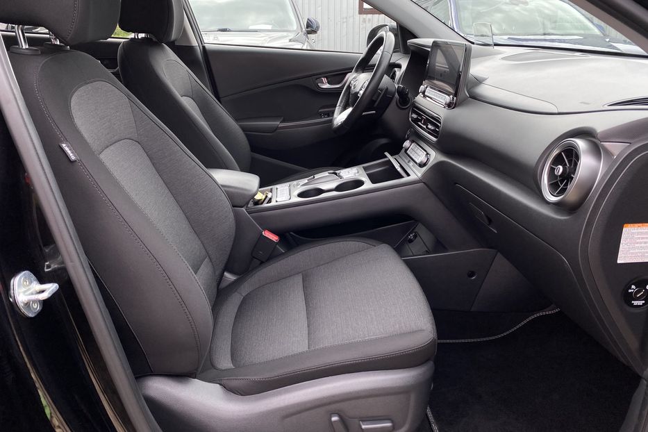 Продам Hyundai Kona 64кВтК-тКолісПідгрівсиднькерма 2022 года в Львове