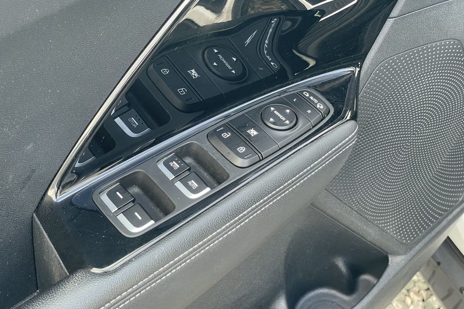 Продам Kia Niro 64 kw   2021 года в Львове