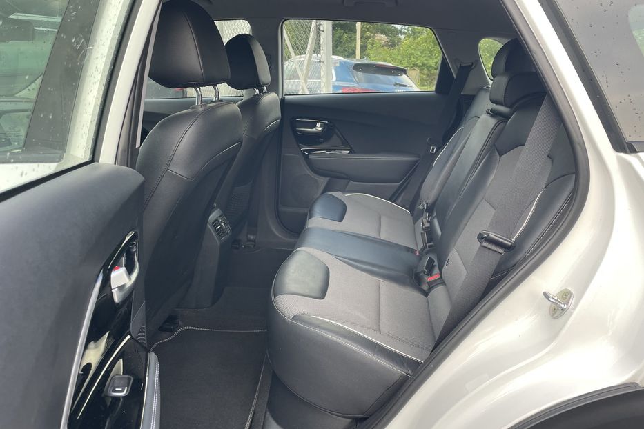 Продам Kia Niro 64 kw   2021 года в Львове