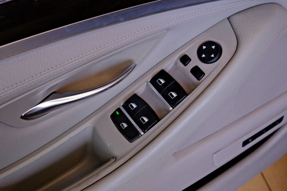 Продам BMW 528 2013 года в Одессе