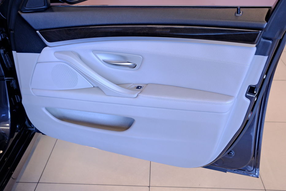 Продам BMW 528 2013 года в Одессе