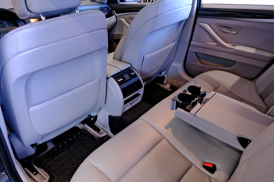 Продам BMW 528 2013 года в Одессе