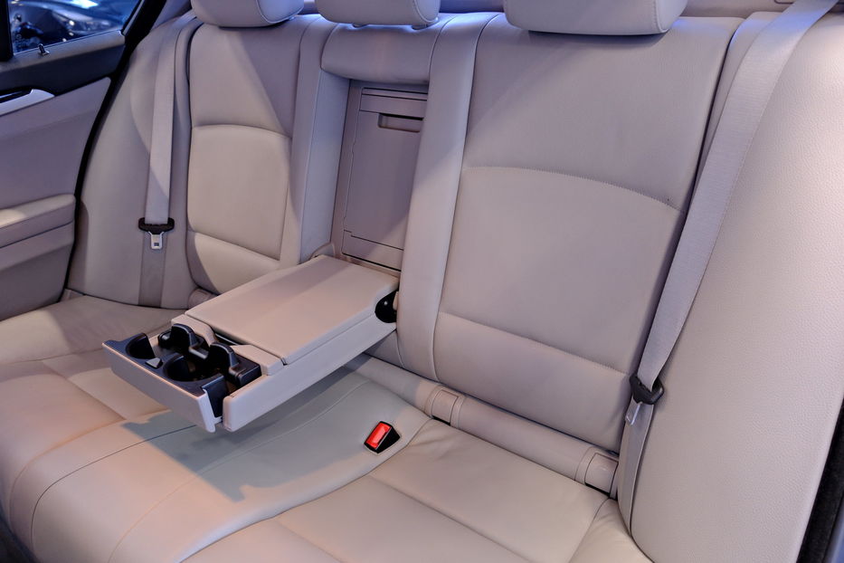 Продам BMW 528 2013 года в Одессе